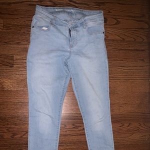 Super Skinny Mid Rise Jeans